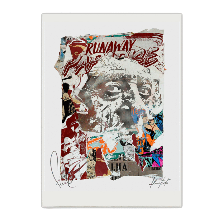 Sous l’œuvre Substrara (2021) de Vhils, portrait sur papier encadré exposé à la Galerie de Medicis